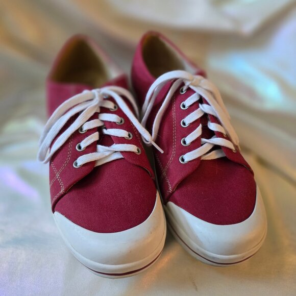 Dansko Veda Sneakers - Size 41 (US 10.5) EUC - Red and White shoes - Picture 2 of 10
